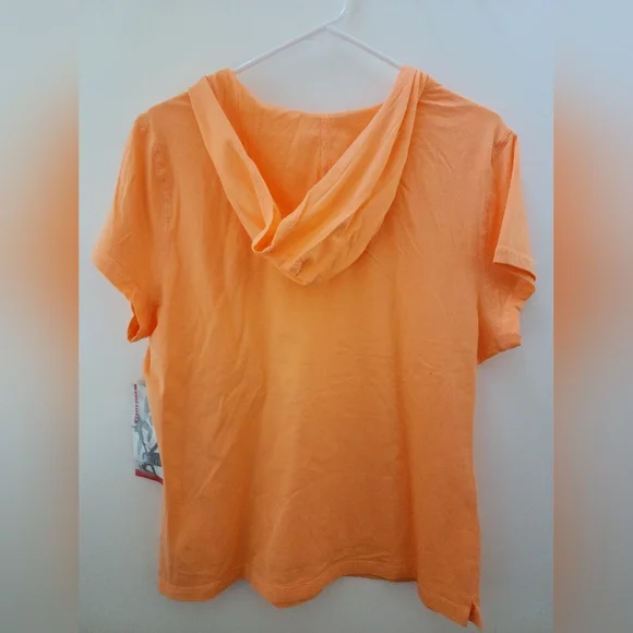 NWT Workout Running Top Lightweight with Hood and Kangaroo Pouch - Picture 2 of 3